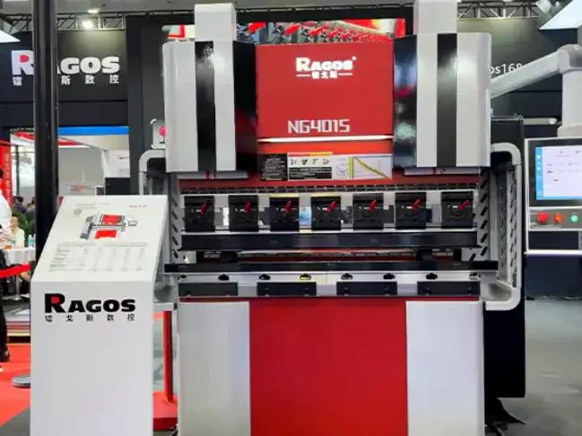 シートメタルCNCプレスブレーキの高精度性能を実現する機能を探求しましょう, フレーム強度からDA66のコントロール、そして高速なアマダスタイルのクランプまで.