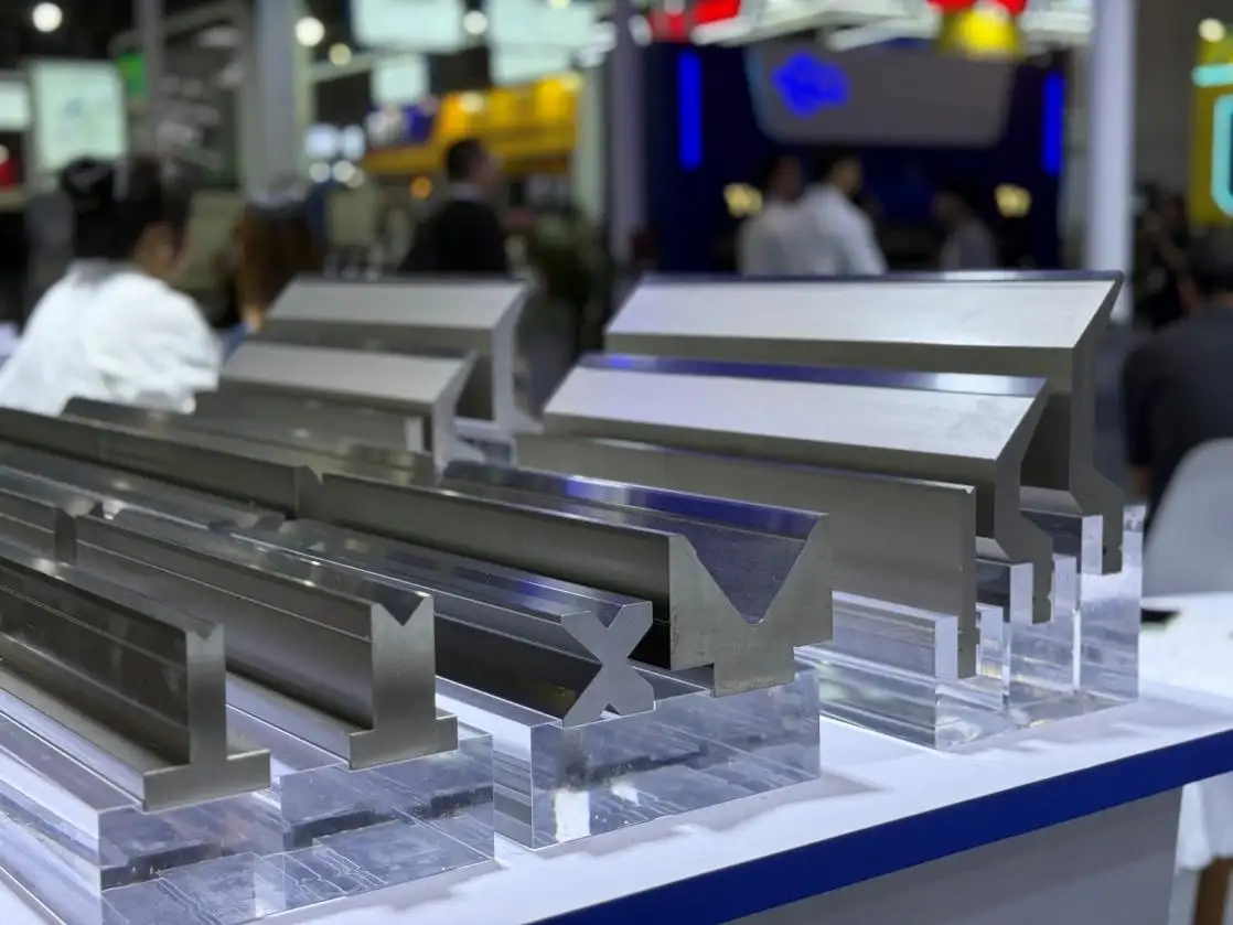 カスタムプレスブレーキマシンサプライヤー