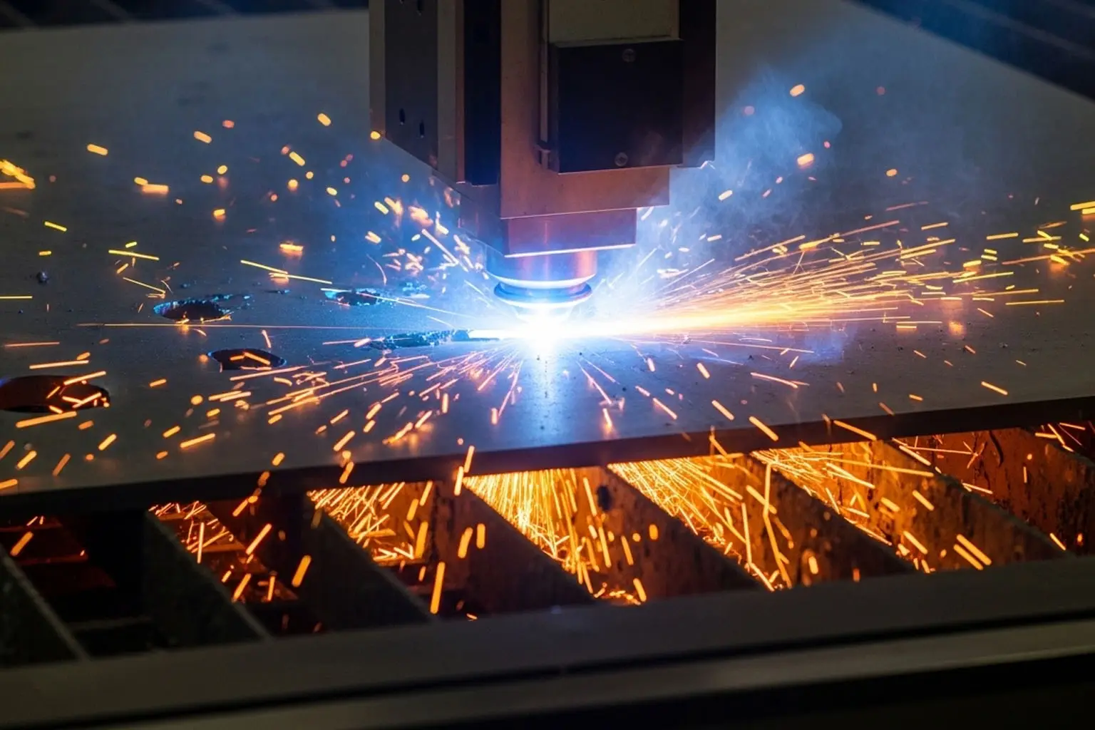 レーザー切断出力: 本当にどれくらい必要なんですか?